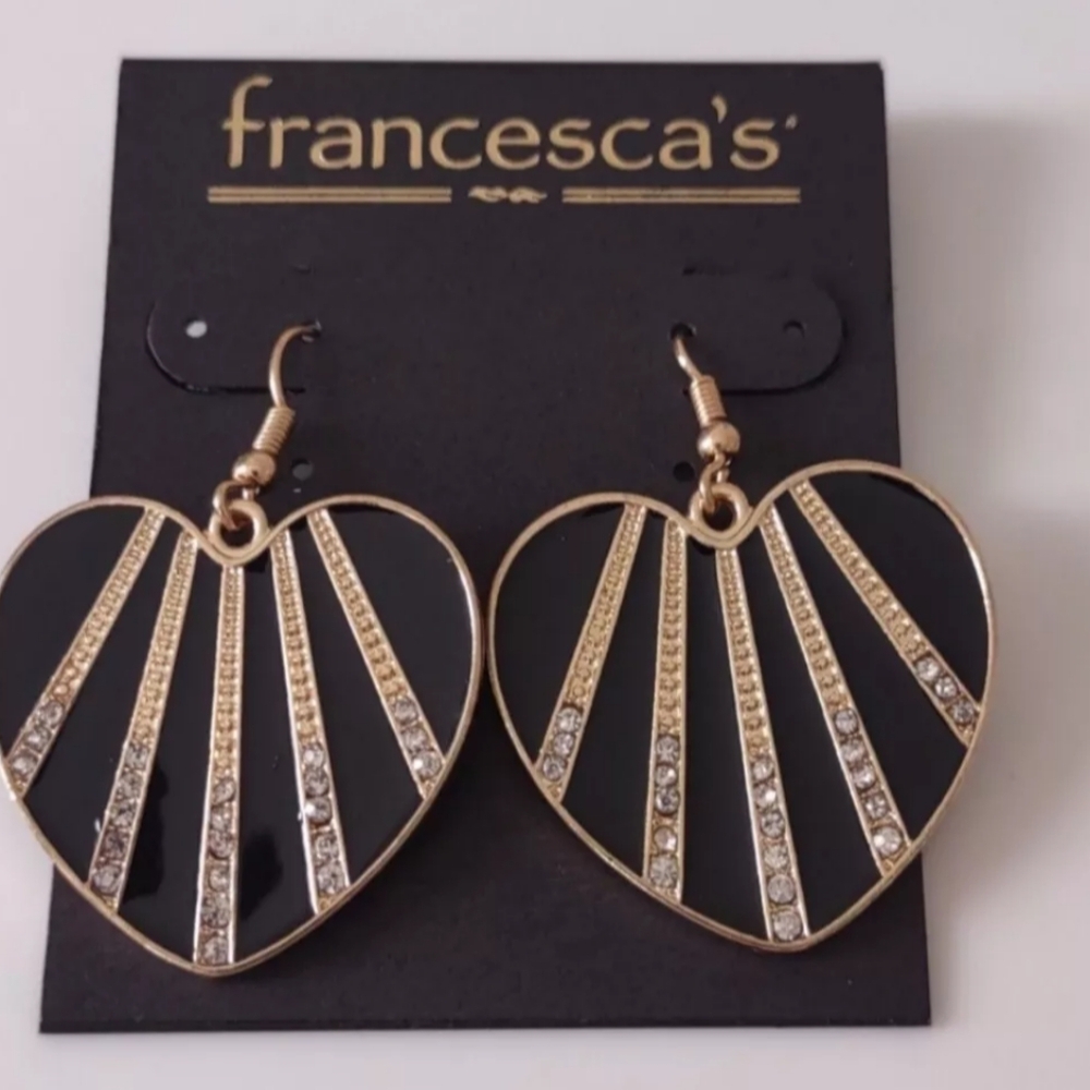NWOT, Francesca's Heart Shaped Earrings